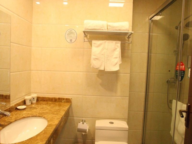 GreenTree Inn Linxi Yitang Town Shuangling Road Express Hotel 19/23