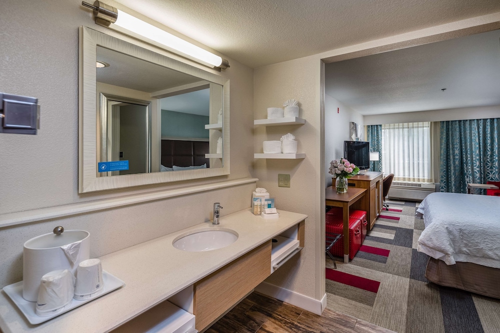 Hampton Inn San Francisco Airport 41/61