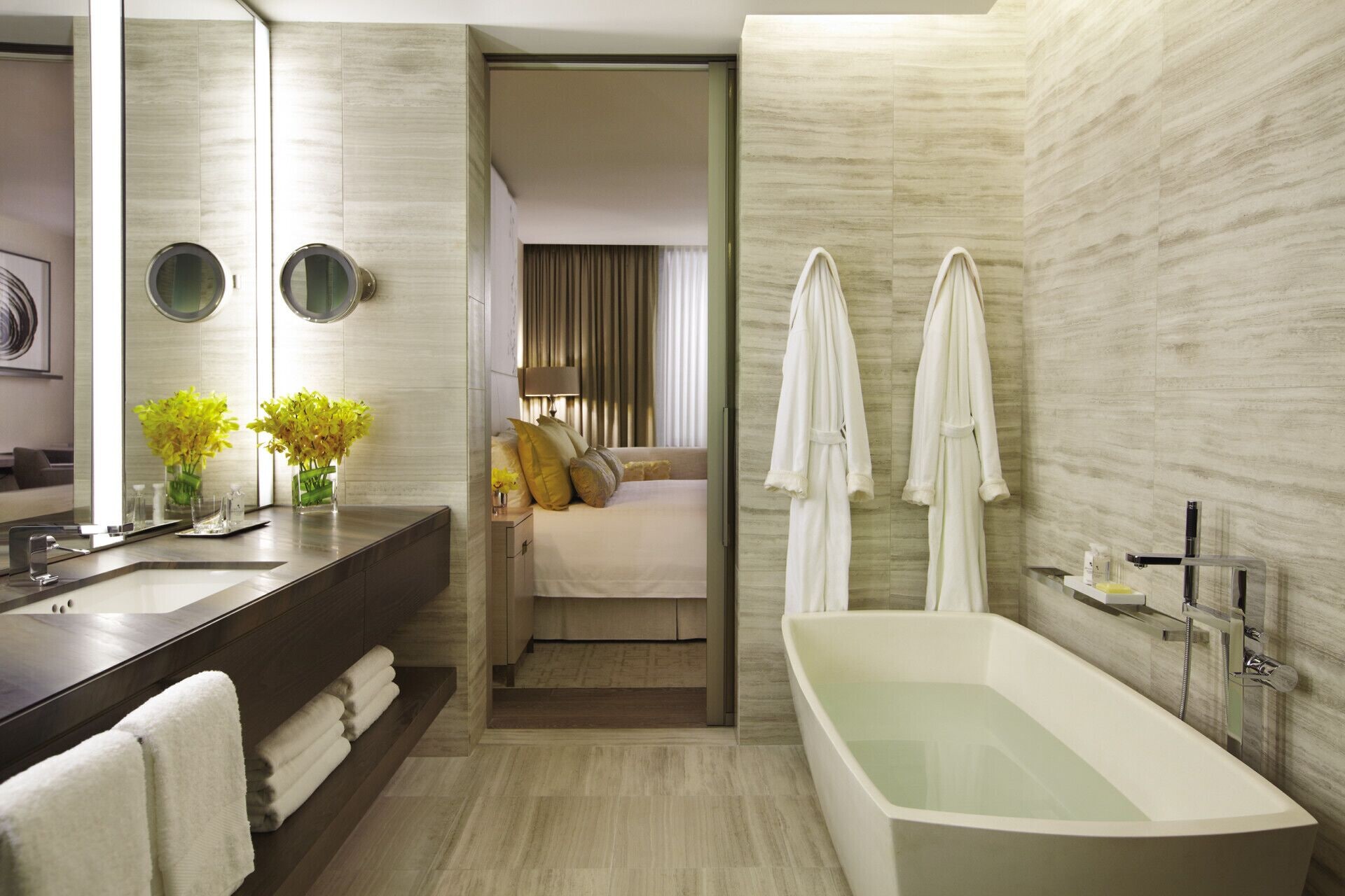 غرفة ديلوكس بسريرين مزدوجين، Four Seasons Hotel Toronto 4/7