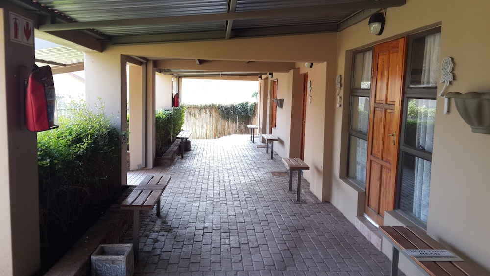 Crystal Rose Lodge and Spa 28/50