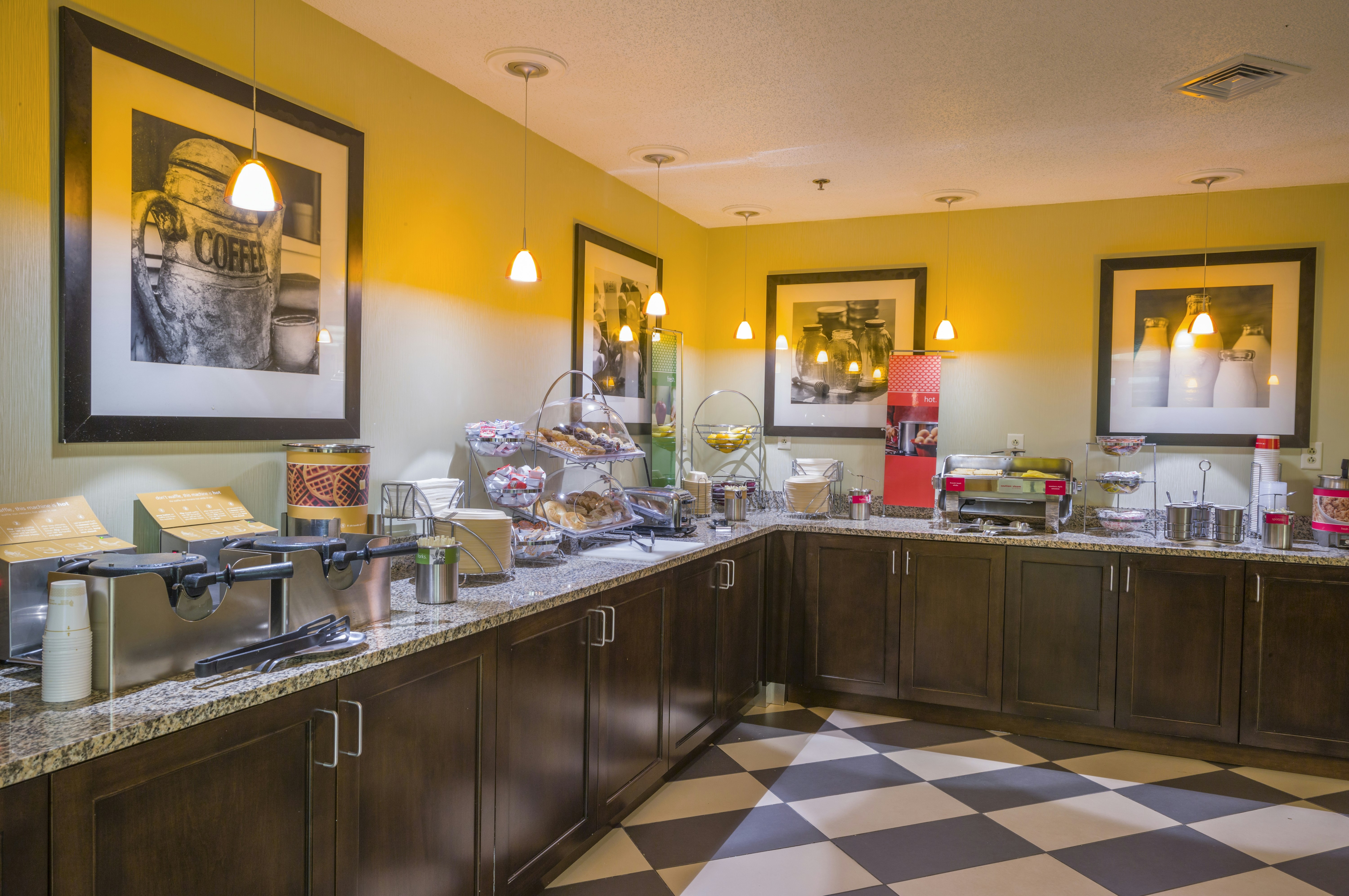 Hampton Inn Selinsgrove/Shamokin Dam, PA 30/32