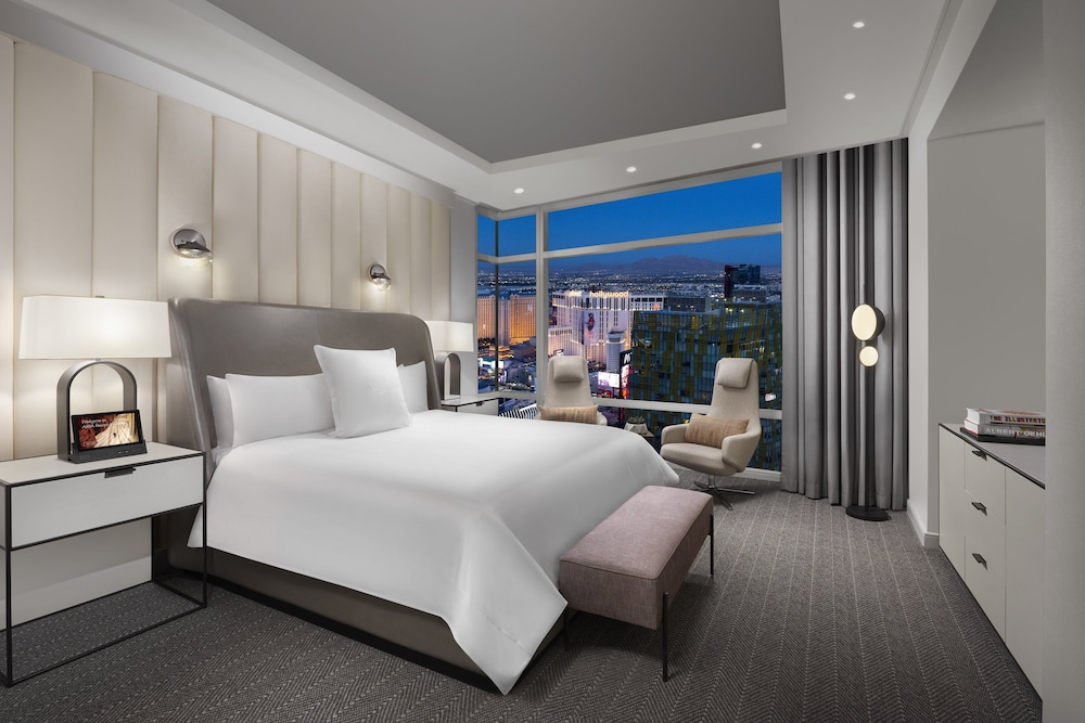 1 BEDROOM, SKY, SUITE, MOUNTAIN VIEW
