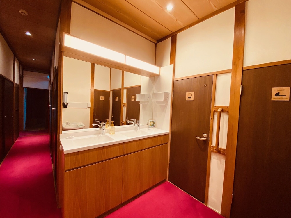 Ryokan Sansuiso 43/45
