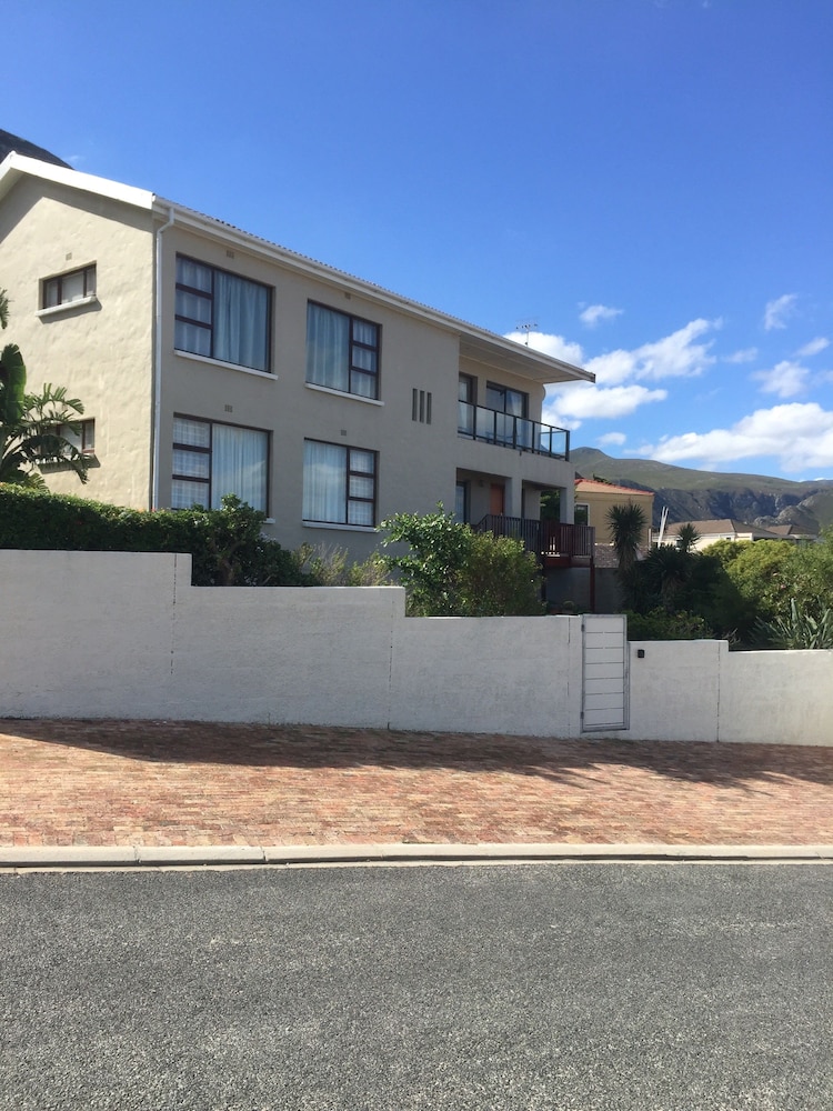 Hermanus Heights Villa 21/26