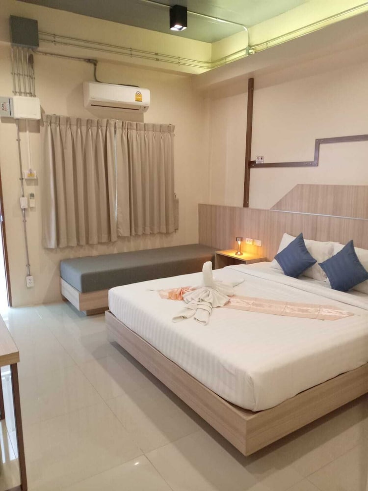 The Way Patong Hotel 20/50