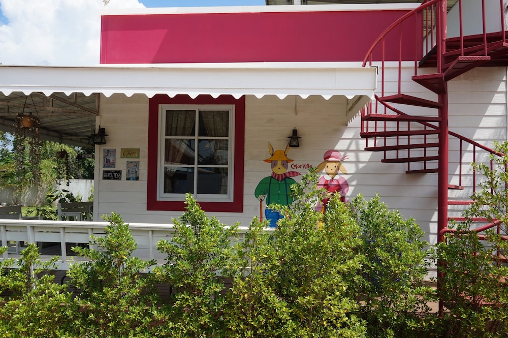 Color Ville Resort 3/30