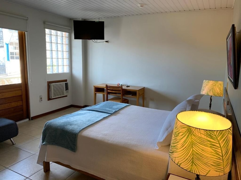 Acosta Hotel 14/55