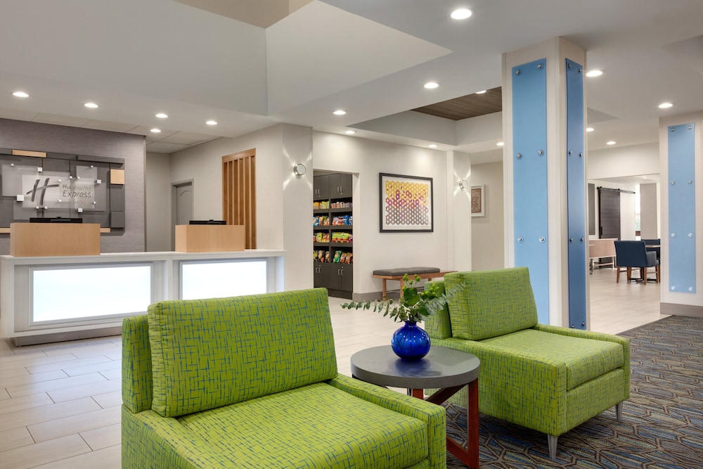Holiday Inn Express Hotel And Suites Merced 16/52