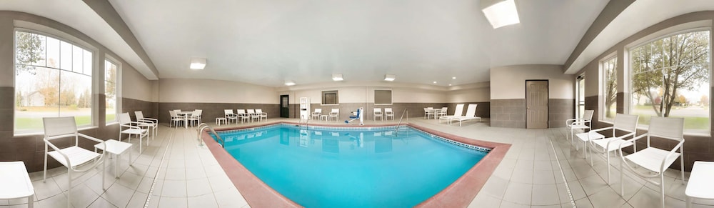 Country Inn & Suites By Radisson Indianapolis South IN 14/32