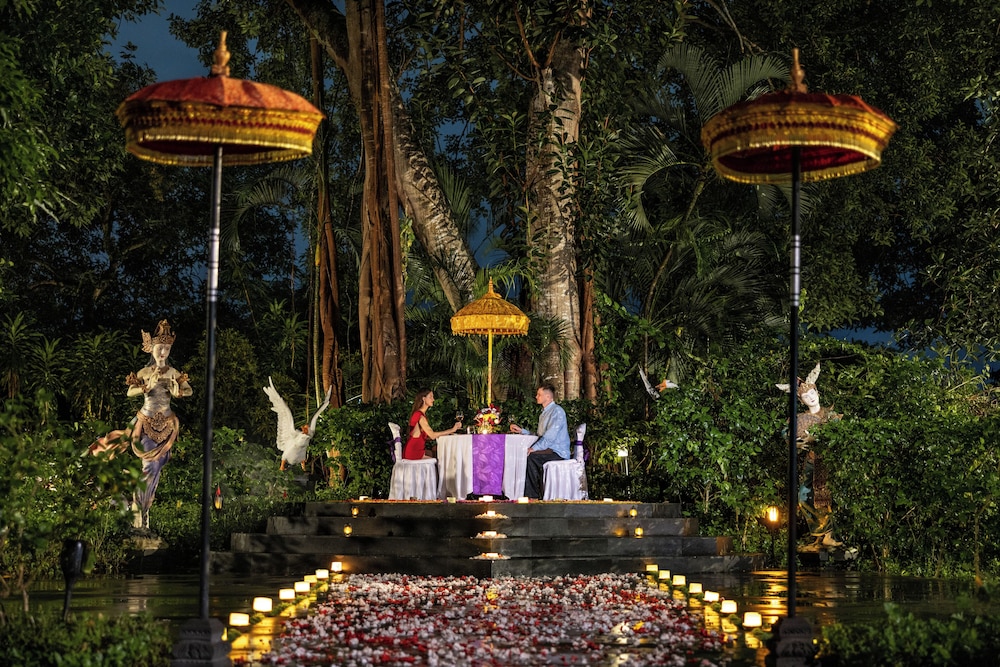 Swan Paradise A Pramana Experience 37/50