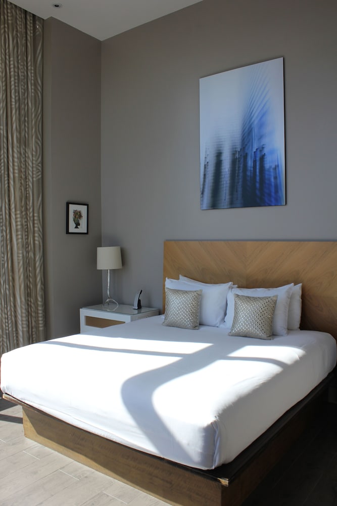 Overwater, Heaven, Penthouse, Suite, King Bed