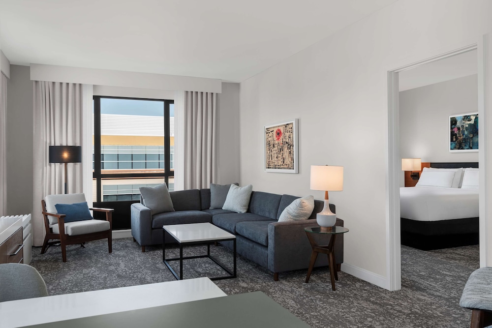 The Fort Sutter Sacramento Tapestry Collection By Hilton 38/77