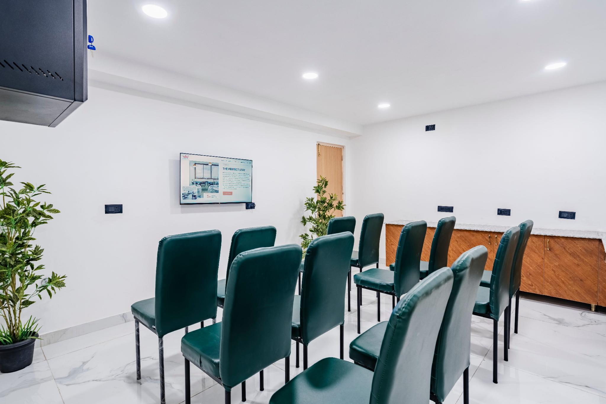 RCC Hotels Gachibowli 14/19