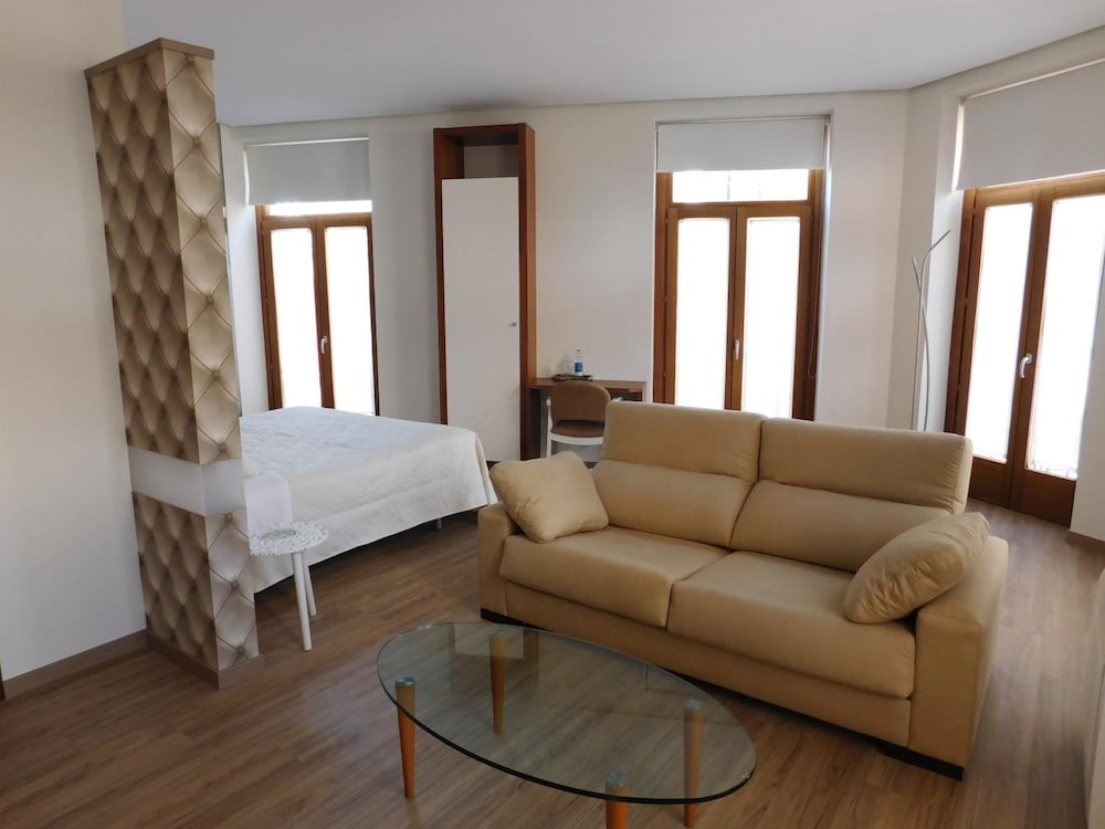 Hotel Canitas Spa 30/66