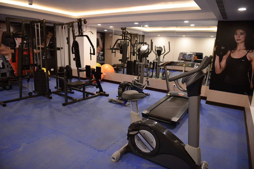 Gurmon Hotels Sohna Road Gurugram a Member of Radisson Individuals 47/75