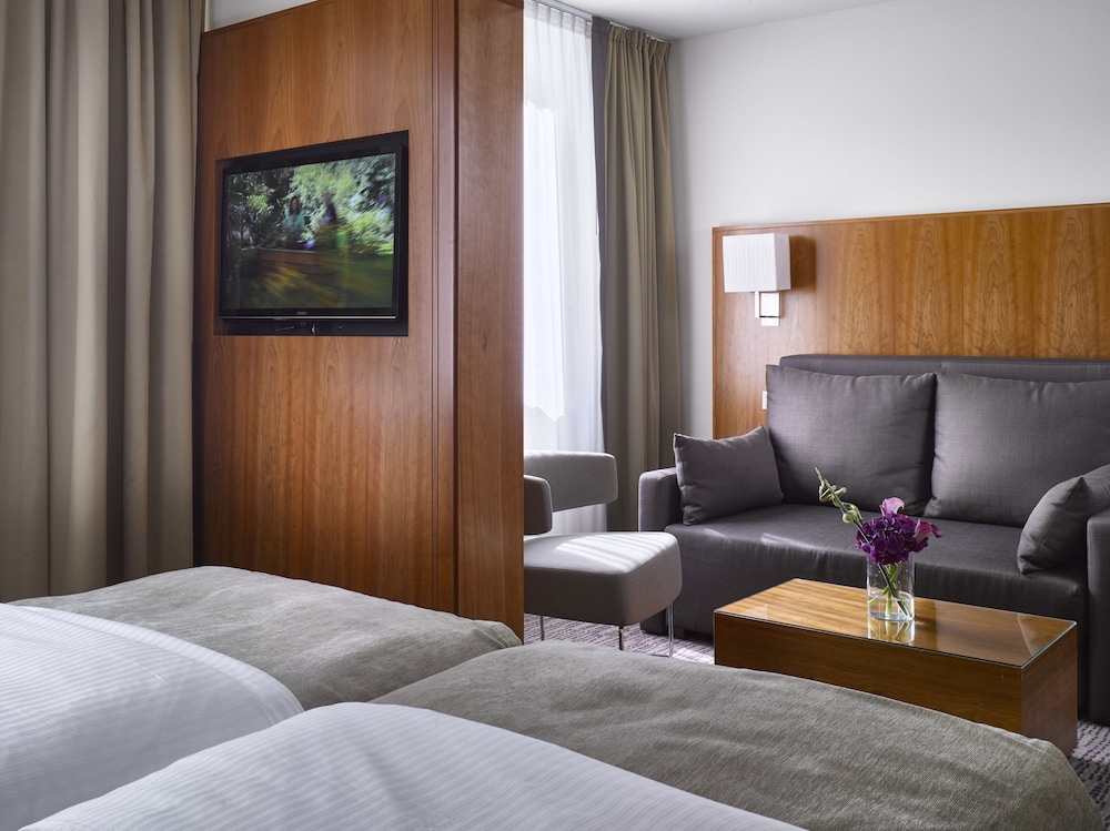 K+K Hotel Am Harras 46/70