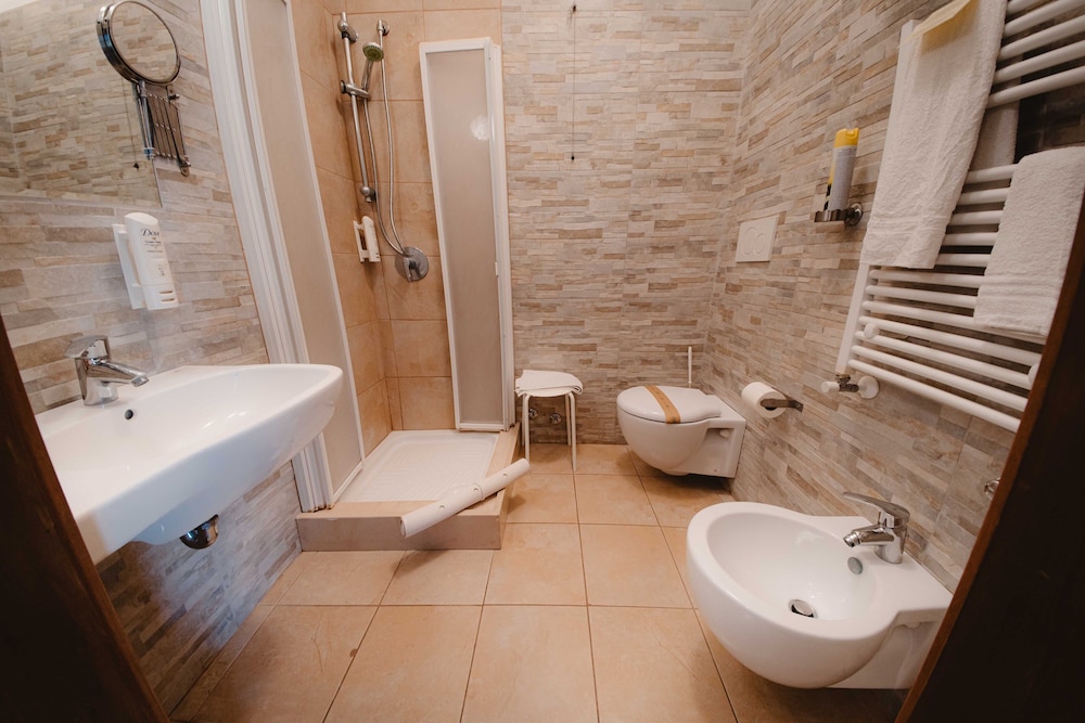 Hotel Accord Le Rose 46/50