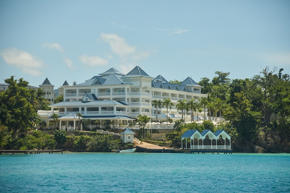 Cayo Levantado Resort 2/50