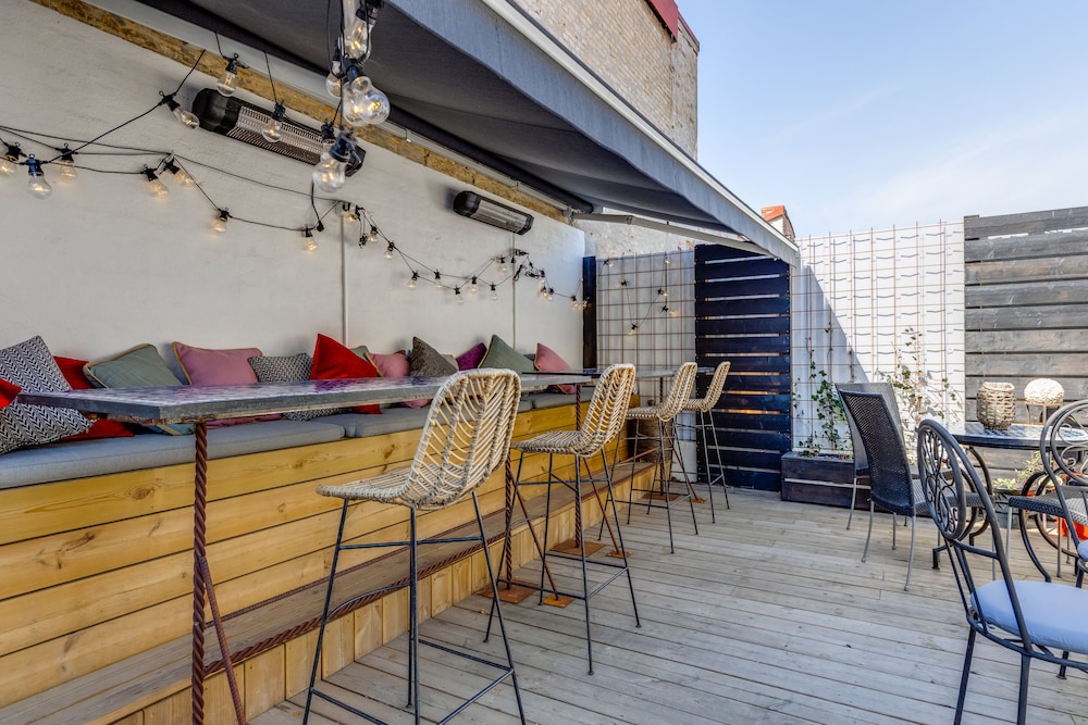Cameo Boutique Hotell 28/48