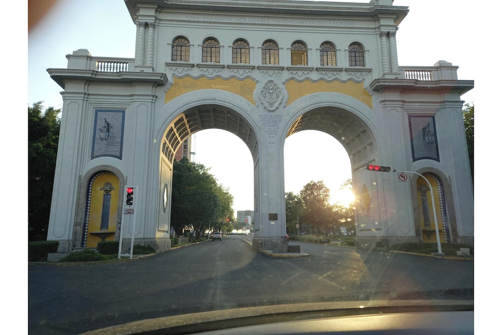Capital O Tu Estancia Guadalajara 9/57