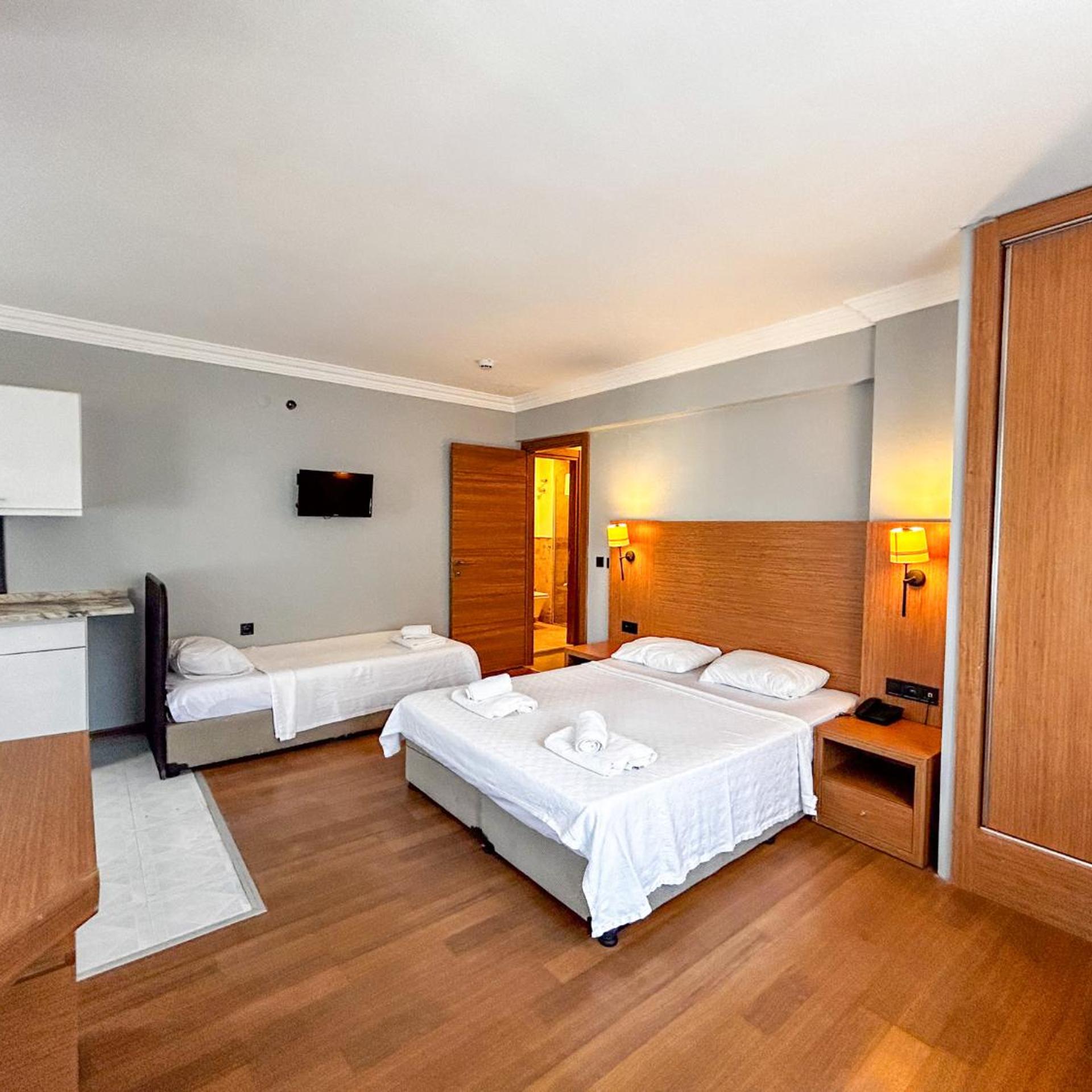 A.Emreli Suite Hotel 12/50