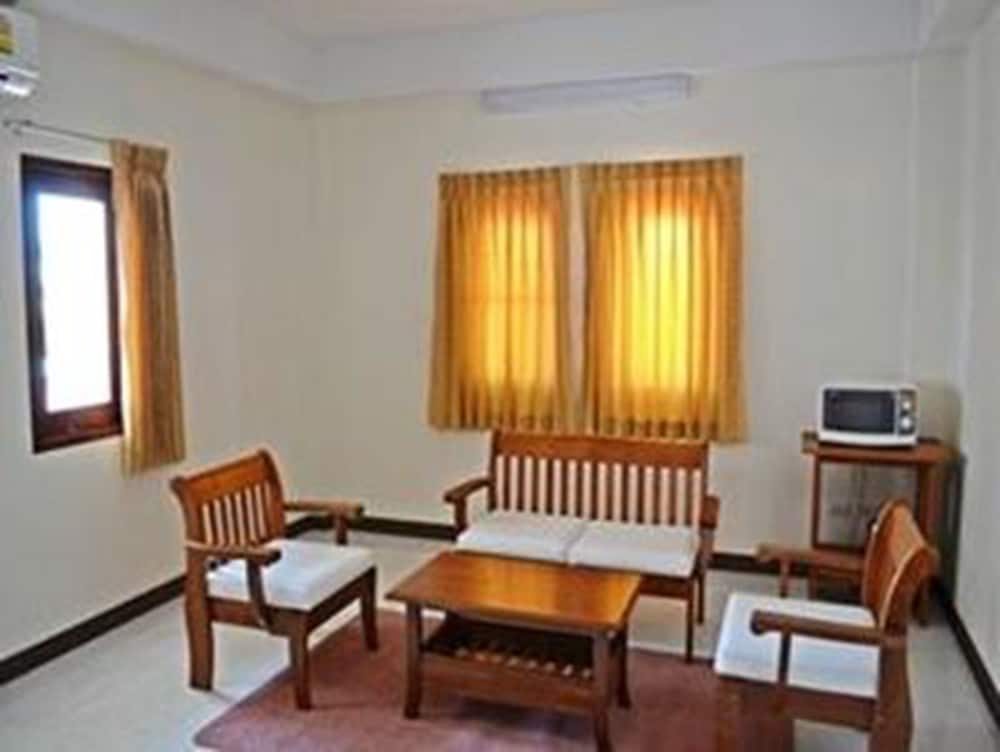 Riverfront Hotel Mukdahan 16/28
