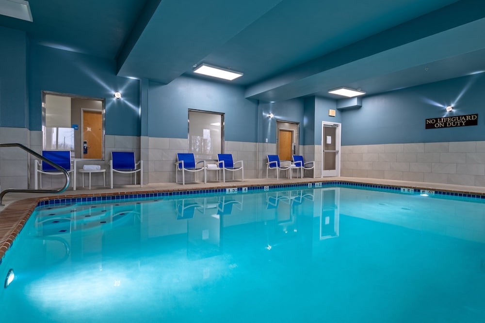 swimming pool spa
