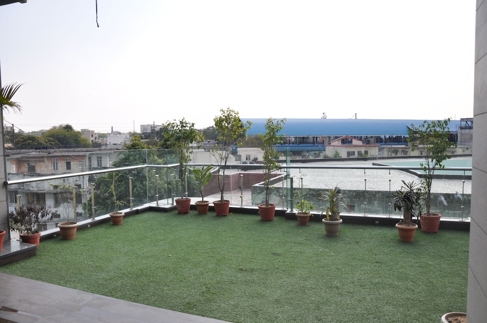 surroundings