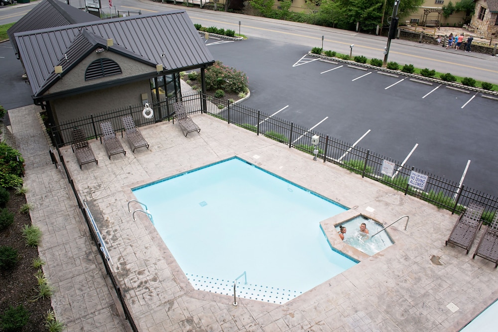 Olde Gatlinburg Rentals 27/50