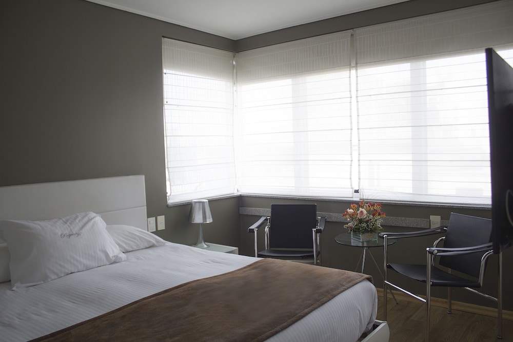 2 BEDROOMS, FAMILY SUITE