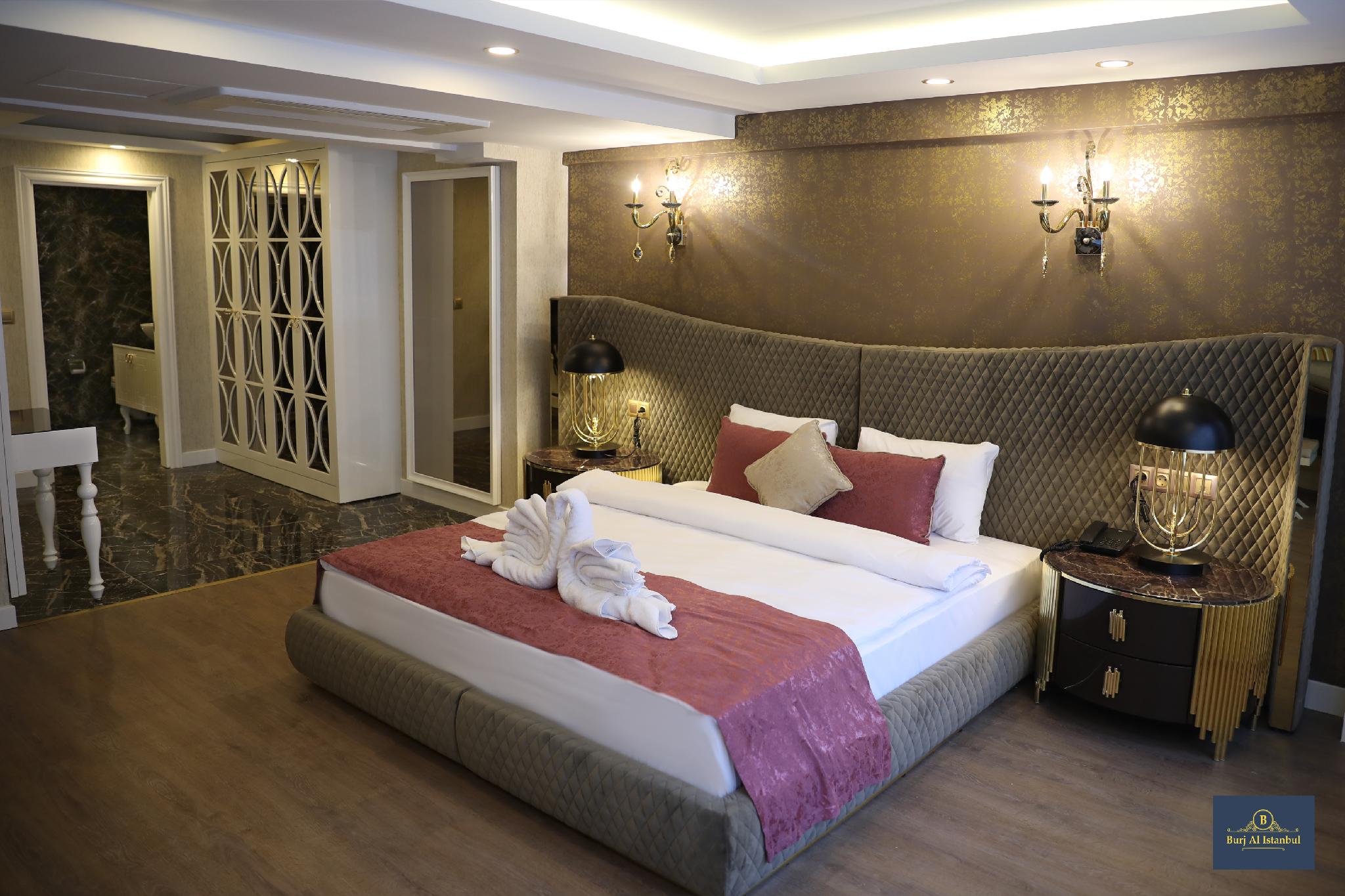 Room, Double or Twin Bed
