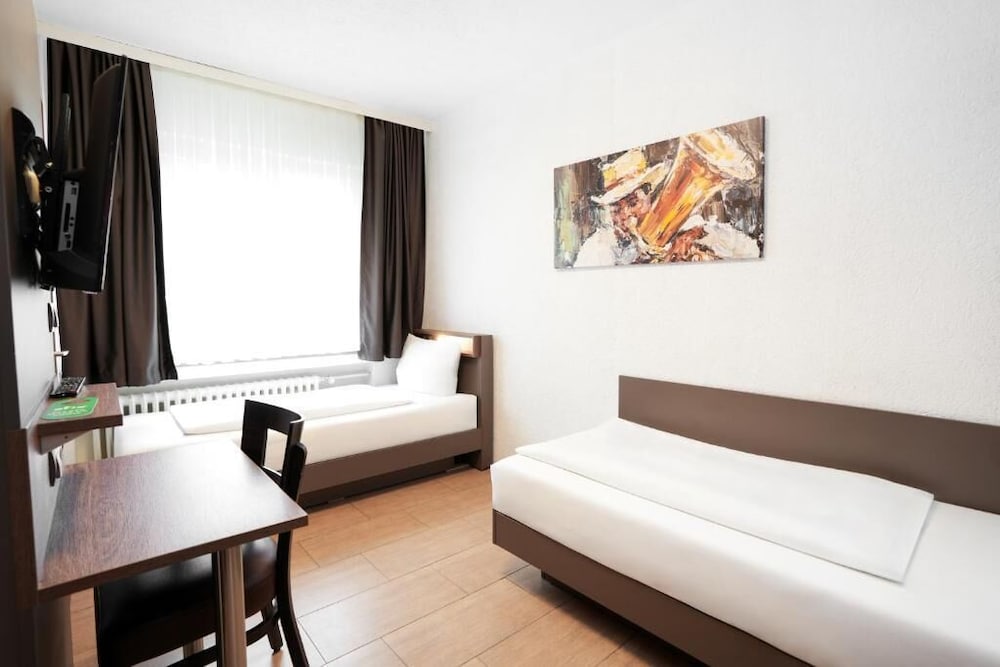 Frohnhauser Hof Hotel 17/42