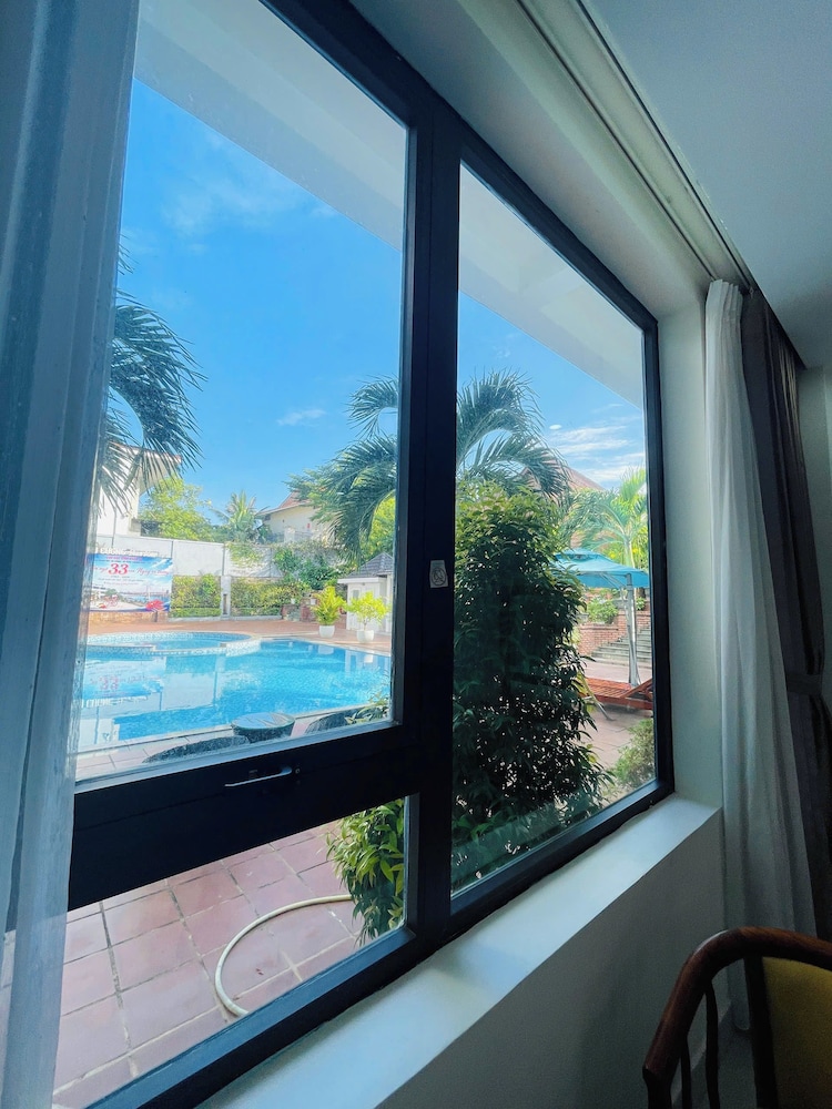 Phu Cuong Beach Hotel 41/69