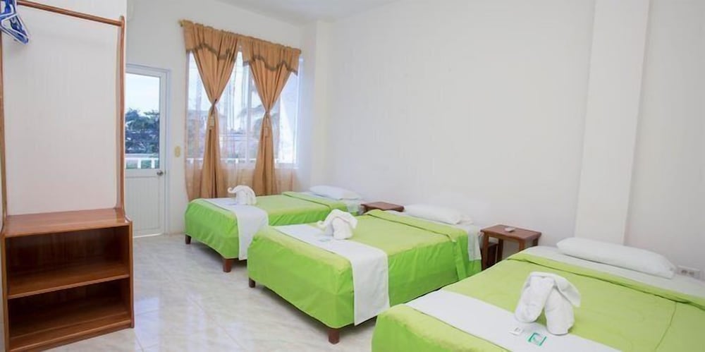 Hotel El Paraiso de Isabela 17/50