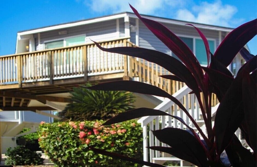 Topsider Resort 3/39
