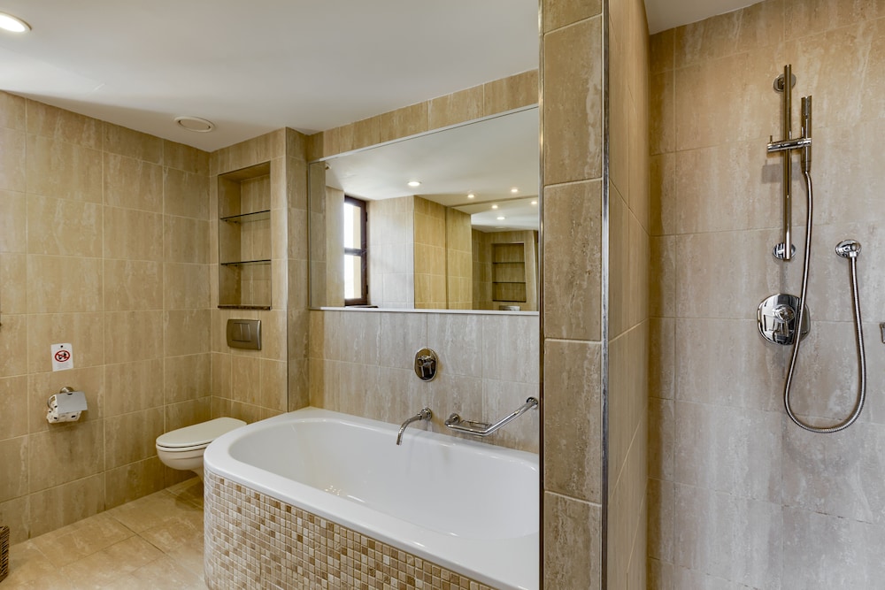 Aphrodite Hills Golf Spa Resort Residences Apartments 51/55