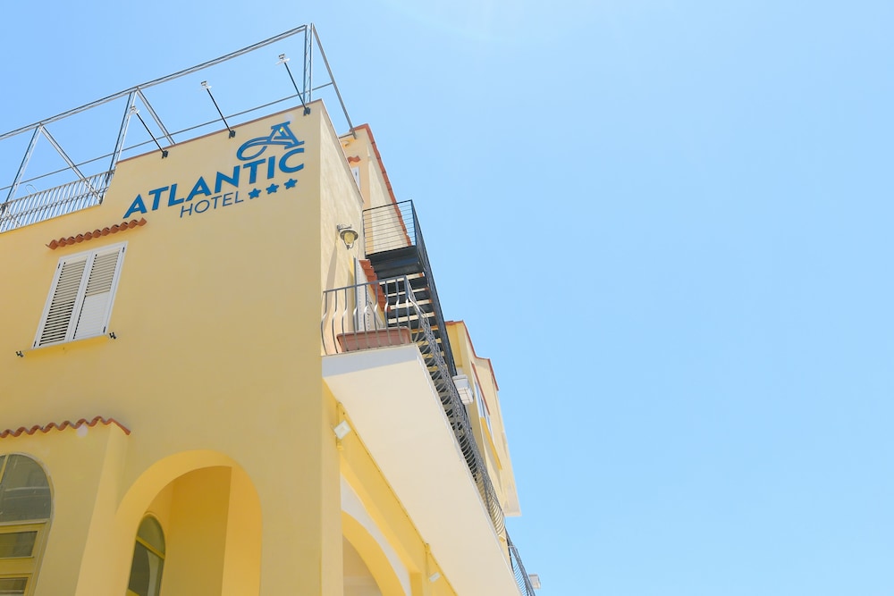 Albergo Atlantic 2/25