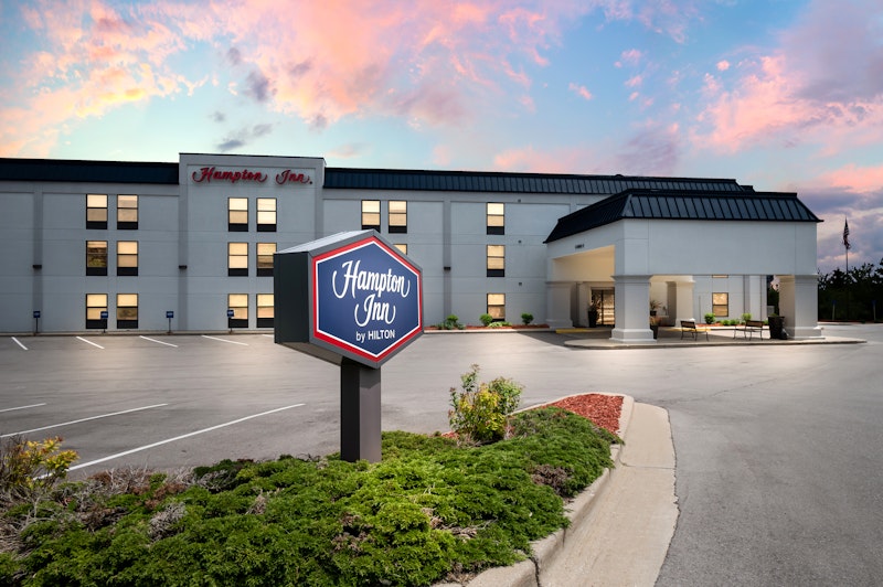 Hampton Inn Grand Rapids North 2/67