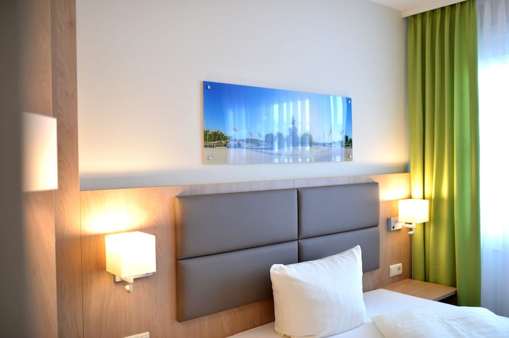 City Hotel Kurfurst Balduin 47/63