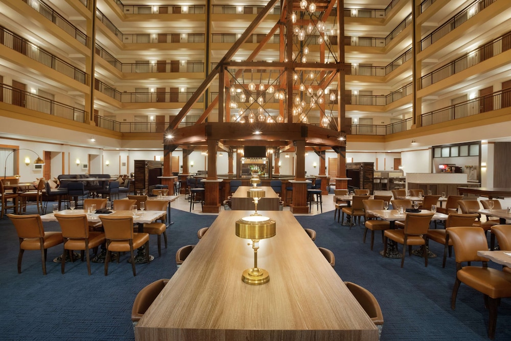 Embassy Suites By Hilton Denver International Airport 46/62