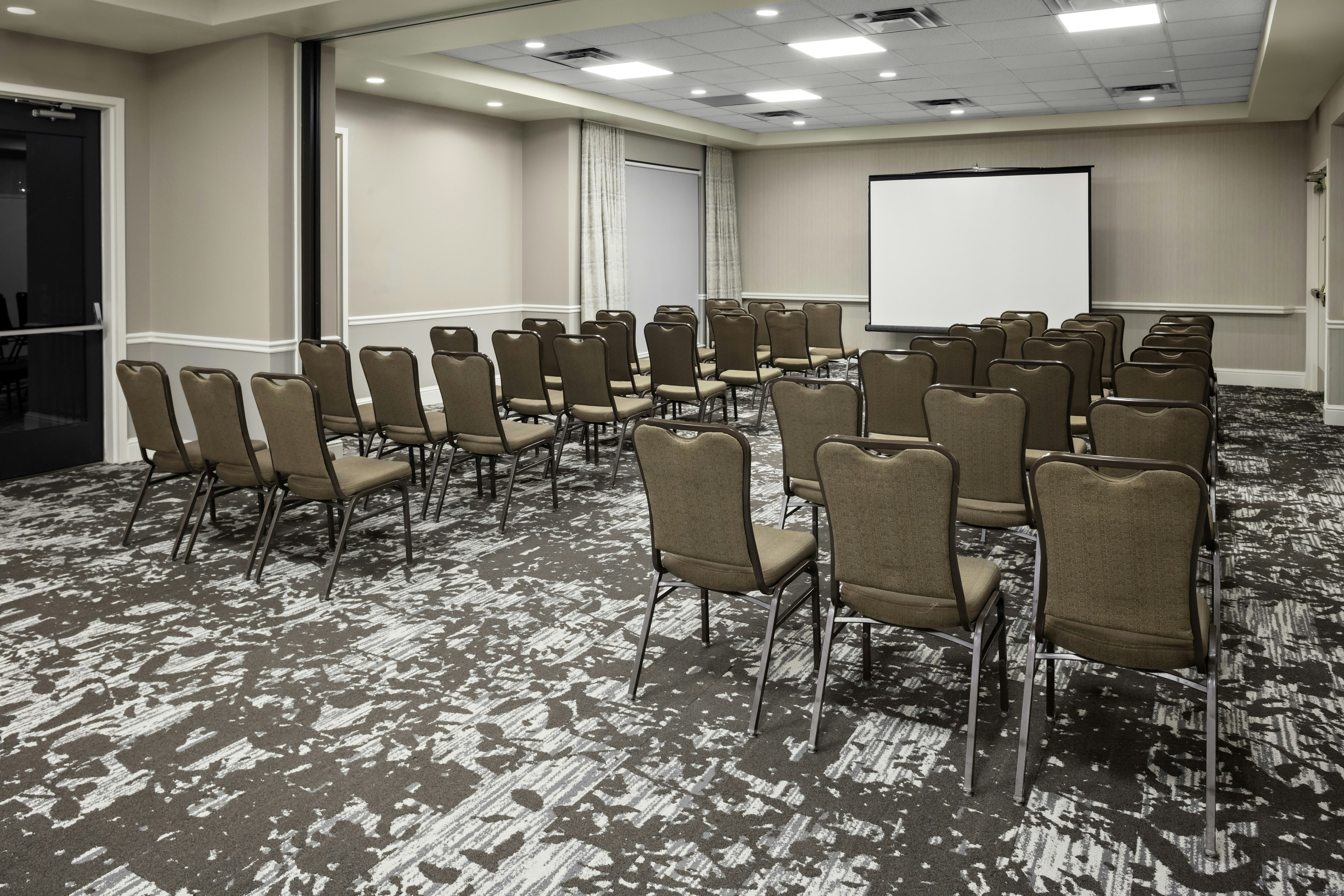 Hilton Garden Inn Atlanta Perimeter Center 53/64