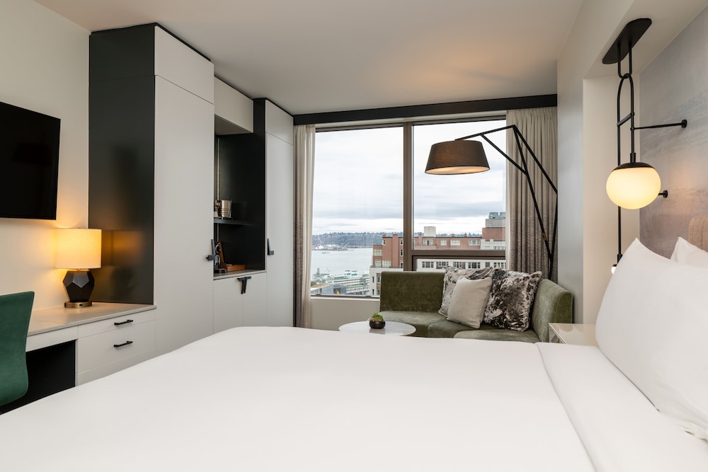 Room, King Bed, Water View، Hotel 1000 Seattle 3/5