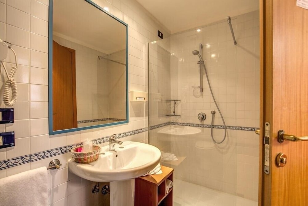 Hotel San Remo 11/63
