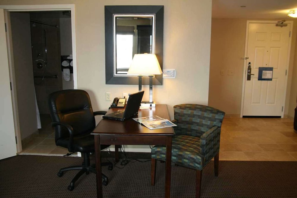 Hampton Inn Suites By Hilton Omaha Downtown 44/46
