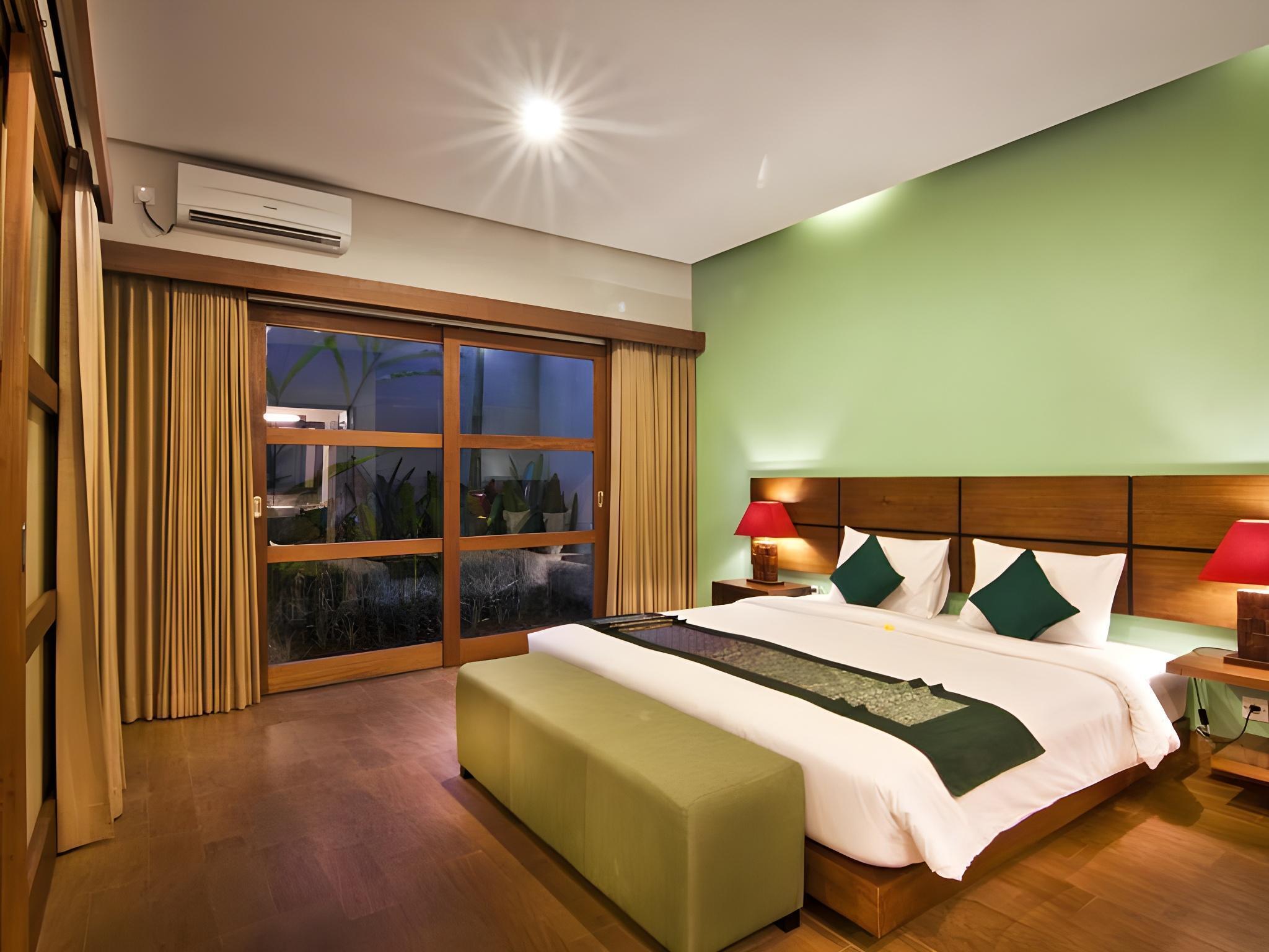 The Green Zhurga Suites 3/27