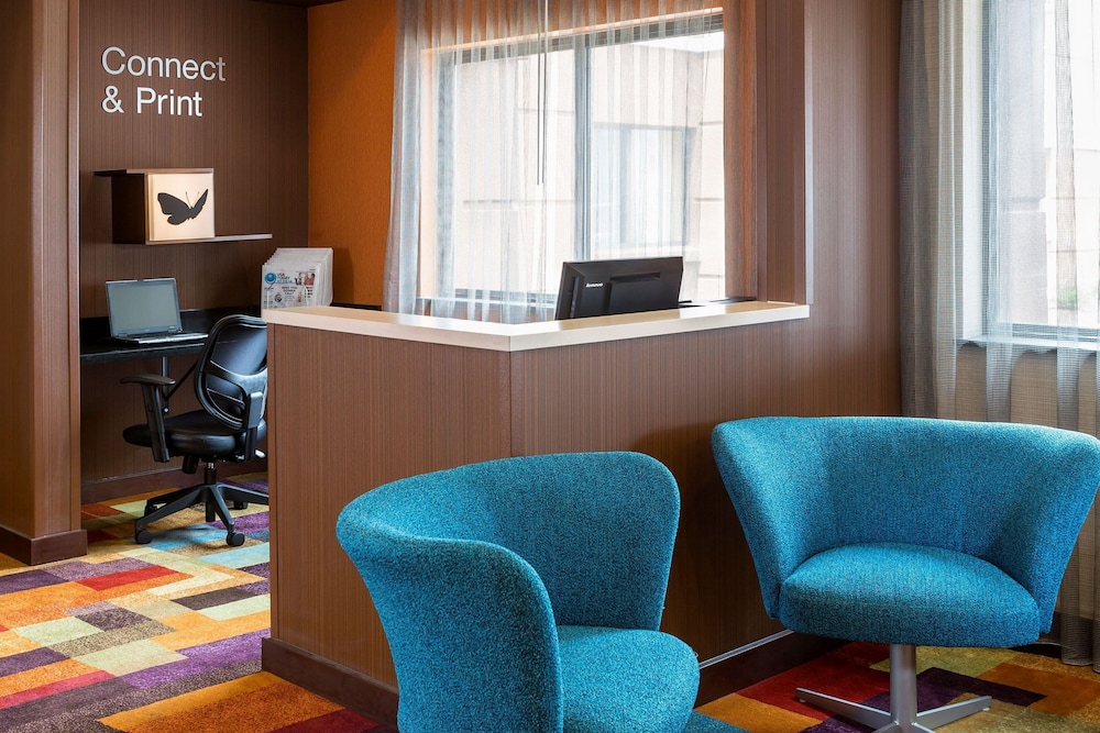Fairfield Inn Muncie 14/23