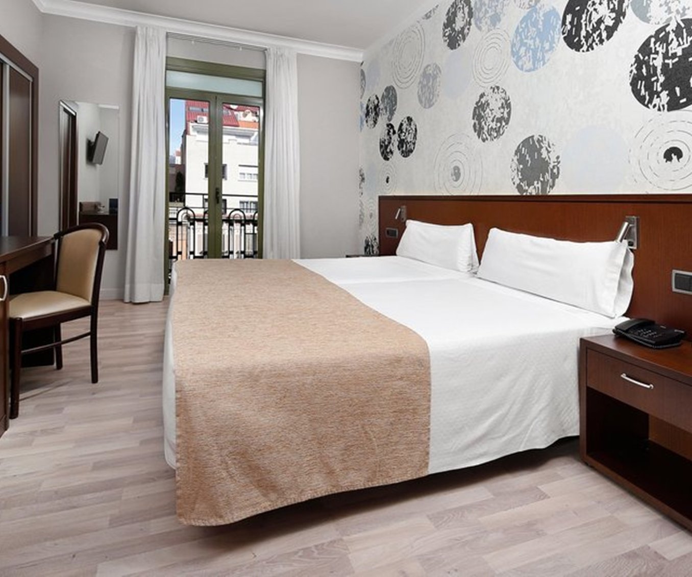 Hcc Taber Hotel 14/57