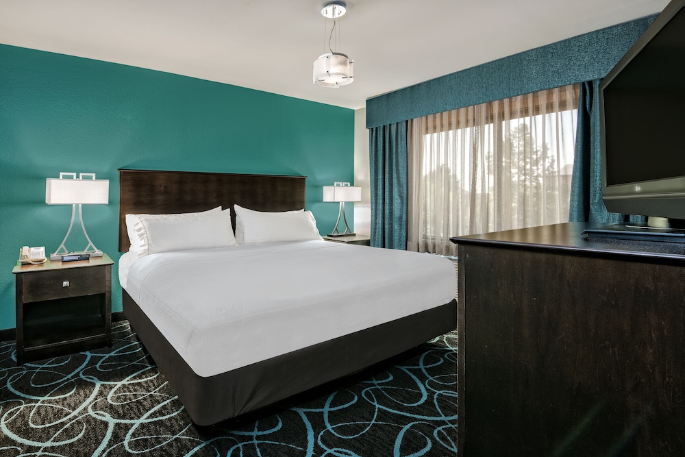 Holiday Inn Express Hotel And Suites Fort Worth Southwest I 20 18/56