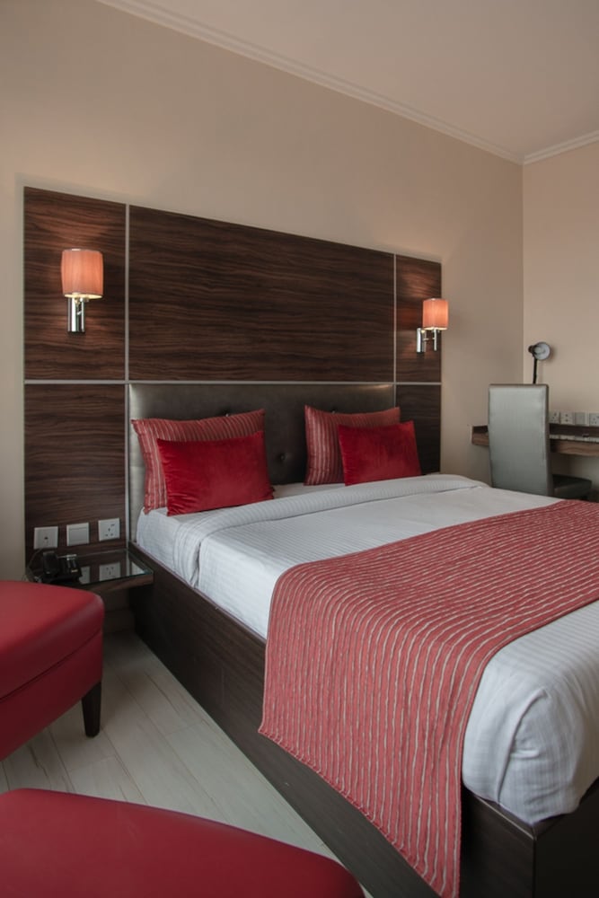 STANDARD, DOUBLE OR TWIN BED