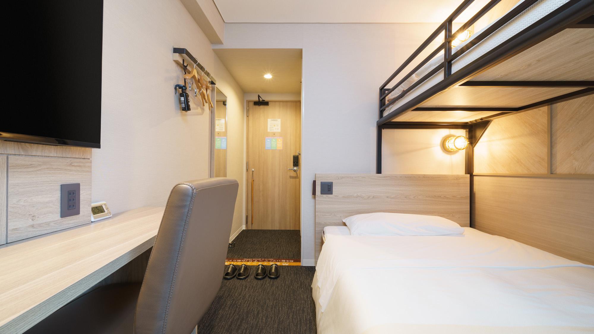 Room, Twin Beds, Loft Bed